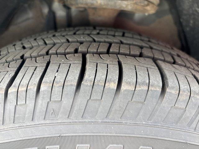 2013 Toyota Camry 4dr Sdn I4 Auto L (Natl)