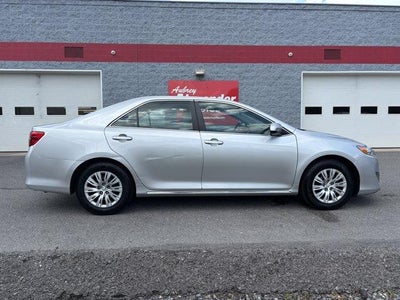 2013 Toyota Camry 4dr Sdn I4 Auto LE (Natl)