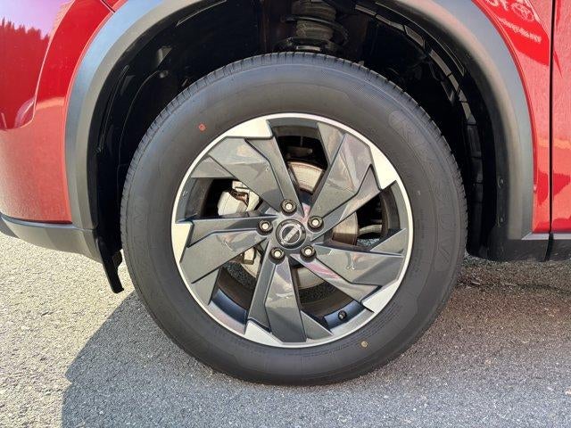 2025 Nissan Rogue AWD SV