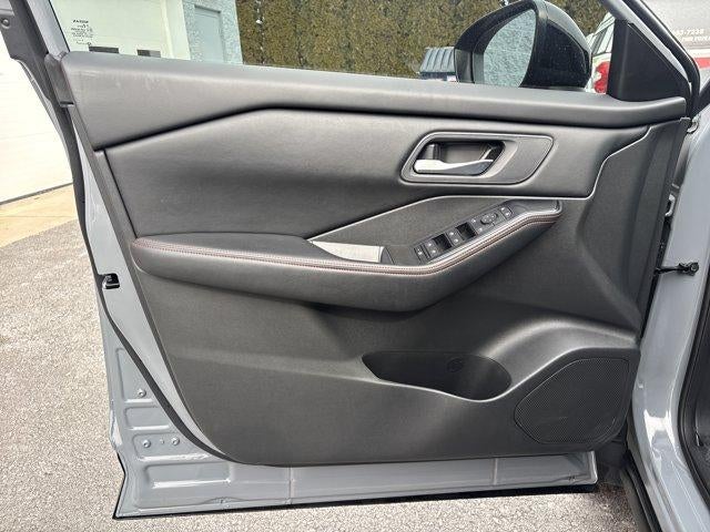 2025 Nissan Rogue AWD Rock Creek