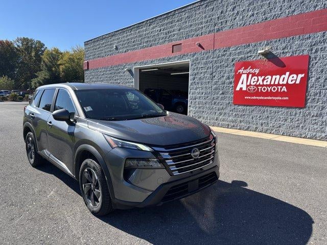 2025 Nissan Rogue AWD SV