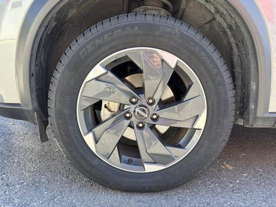 2025 Nissan Rogue AWD SV
