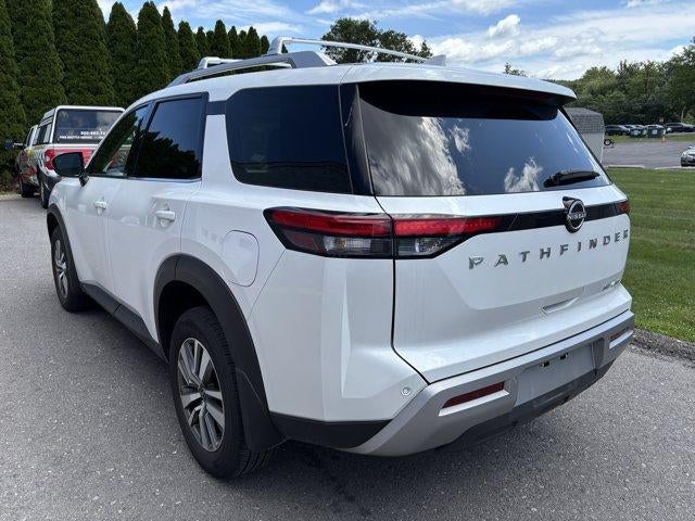 2025 Nissan Pathfinder SL 4WD
