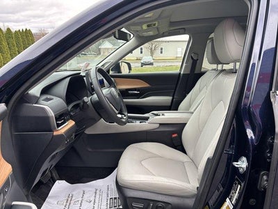 2024 Toyota Grand Highlander Limited AWD (Natl)