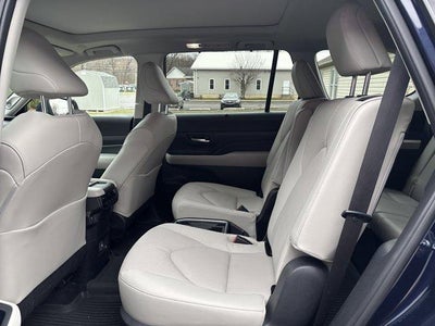 2024 Toyota Grand Highlander Limited AWD (Natl)