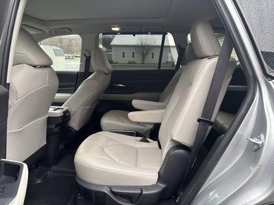 2024 Toyota Grand Highlander Limited AWD (Natl)