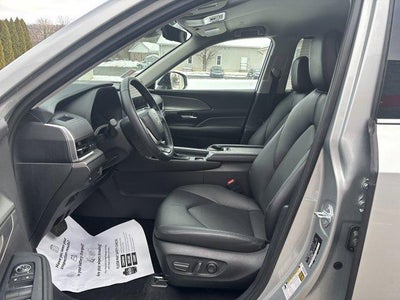 2025 Toyota Grand Highlander XLE AWD (Natl)