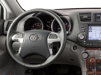 2013 Toyota Highlander 4WD 4dr V6 SE (Natl)