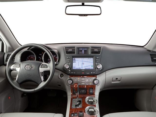 2013 Toyota Highlander 4WD 4dr V6 SE (Natl)