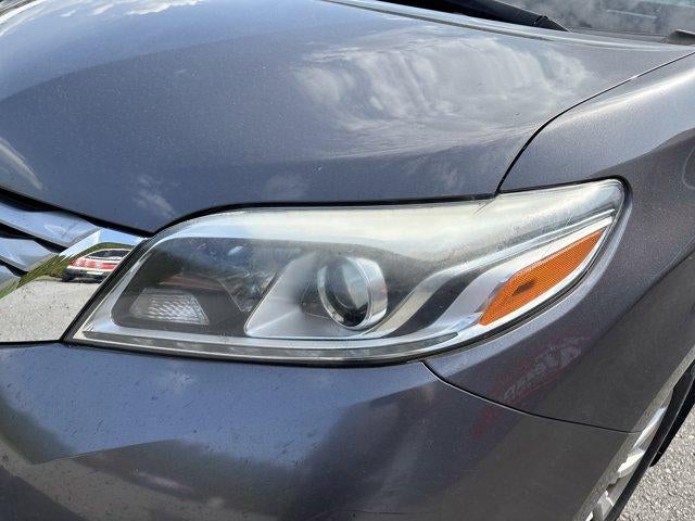 2017 Toyota Sienna XLE AWD 7-Passenger (Natl)