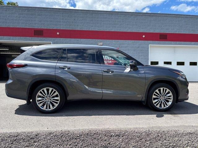2024 Toyota Highlander Hybrid Platinum AWD (Natl)