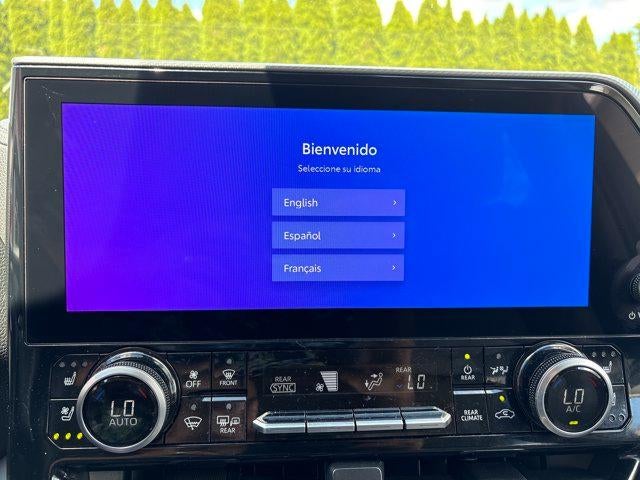 2024 Toyota Highlander Hybrid Platinum AWD (Natl)