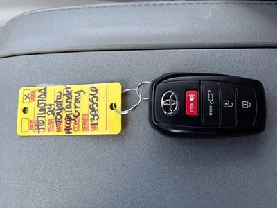 2024 Toyota Highlander Hybrid Platinum AWD (Natl)
