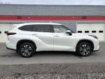 2022 Toyota Highlander XLE AWD (Natl)