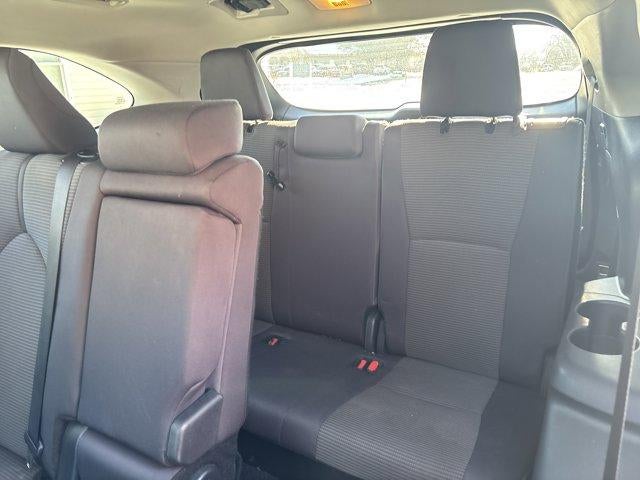 2024 Toyota Highlander LE AWD (SE)