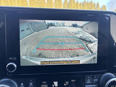 2024 Toyota Highlander LE AWD (SE)