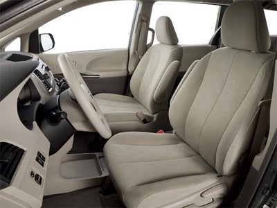 2012 Toyota Sienna 5dr 8-Pass Van V6 LE FWD (Natl)
