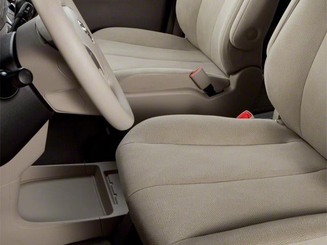 2012 Toyota Sienna 5dr 8-Pass Van V6 LE FWD (Natl)