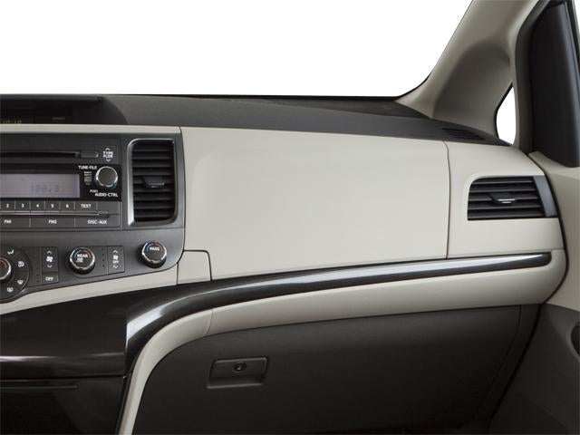 2012 Toyota Sienna 5dr 8-Pass Van V6 LE FWD (Natl)