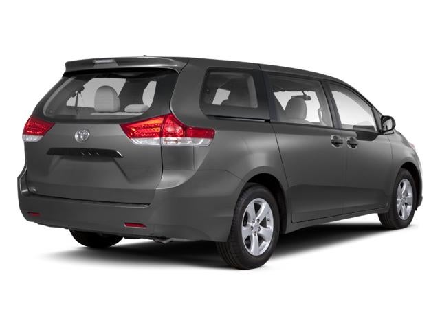 2012 Toyota Sienna 5dr 8-Pass Van V6 LE FWD (Natl)