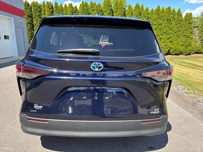 2024 Toyota Sienna LE AWD 8-Passenger (Natl)