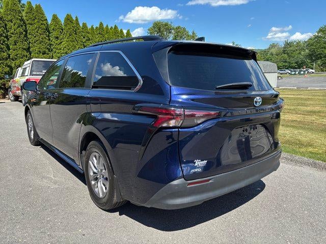 2024 Toyota Sienna LE AWD 8-Passenger (Natl)