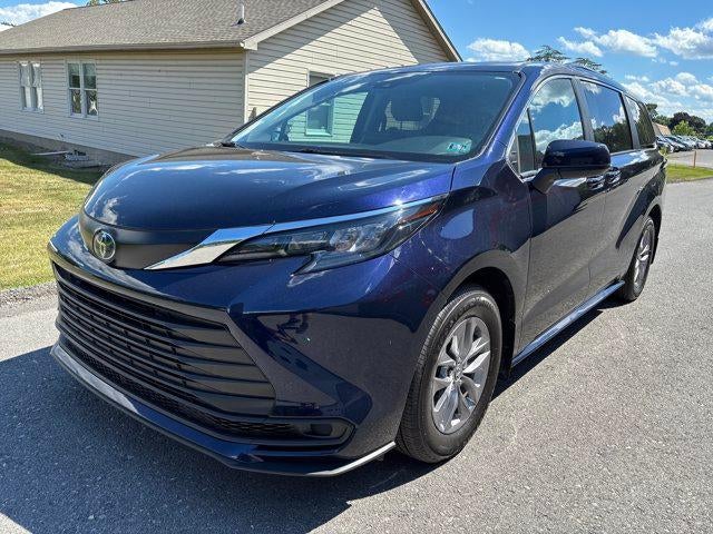 2024 Toyota Sienna LE AWD 8-Passenger (Natl)