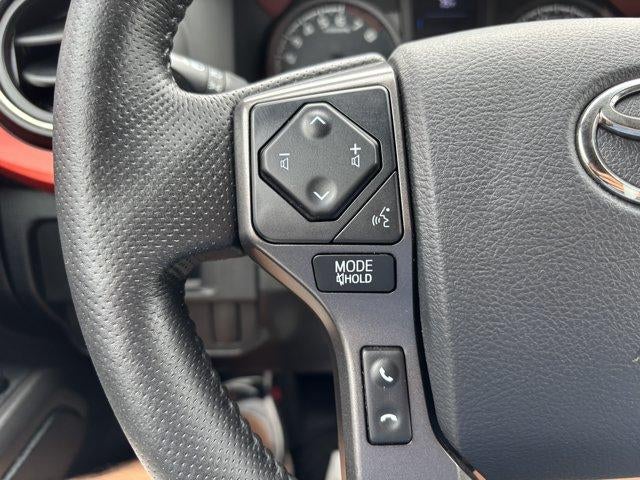 2016 Toyota Tacoma 4WD Double Cab Short Bed V6 Automatic TRD Sport (Natl)