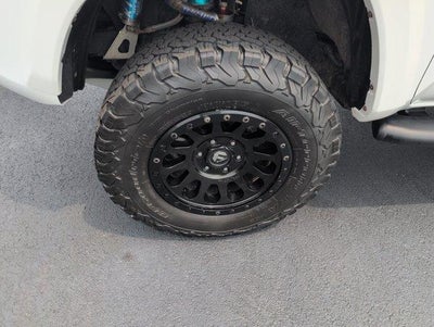 2018 Toyota Tacoma TRD Sport Double Cab 5' Bed V6 4x4 AT (Natl)