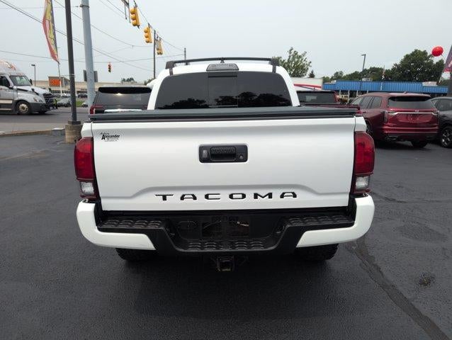 2018 Toyota Tacoma TRD Sport Double Cab 5' Bed V6 4x4 AT (Natl)