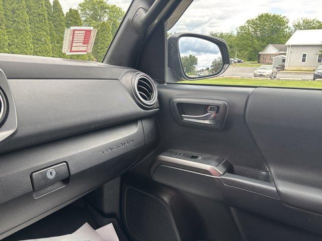 2019 Toyota Tacoma 4WD 4WD TRD Off Road Double Cab 5' Bed V6 MT (Natl)