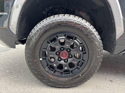 2024 Toyota Tundra 4WD 4WD Limited CrewMax 5.5' Bed (Natl)