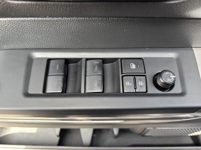 2024 Toyota Tundra 4WD 4WD SR5 CrewMax 5.5' Bed (SE)
