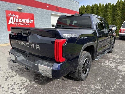 2025 Toyota Tundra 4WD 4WD SR5 CrewMax 5.5' Bed (SE)