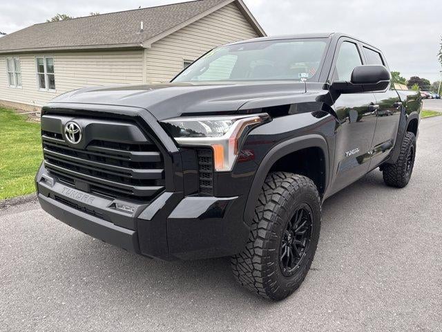 2025 Toyota Tundra 4WD 4WD SR5 CrewMax 5.5' Bed (SE)