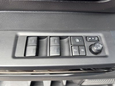 2025 Toyota Tundra 4WD 4WD SR5 CrewMax 5.5' Bed (SE)