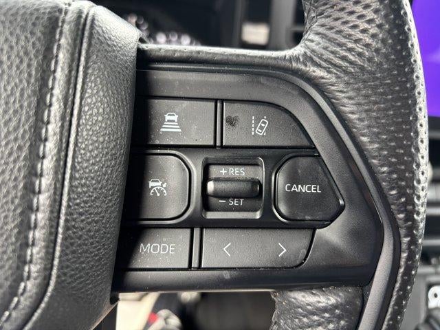 2025 Toyota Tundra 4WD 4WD SR5 CrewMax 5.5' Bed (SE)