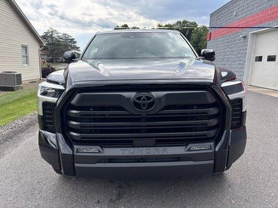 2025 Toyota Tundra 4WD 4WD SR5 CrewMax 5.5' Bed (SE)