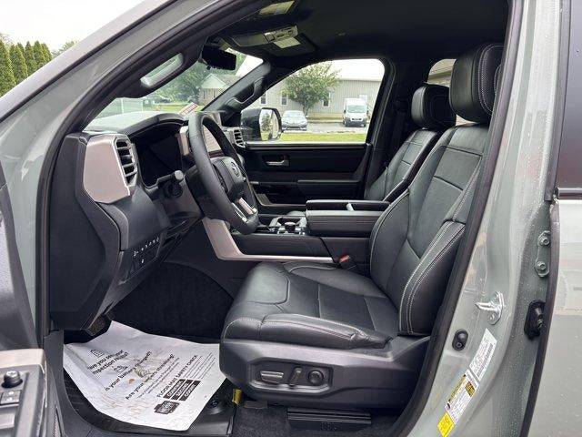 2025 Toyota Tundra 4WD 4WD Limited CrewMax 5.5' Bed (Natl)