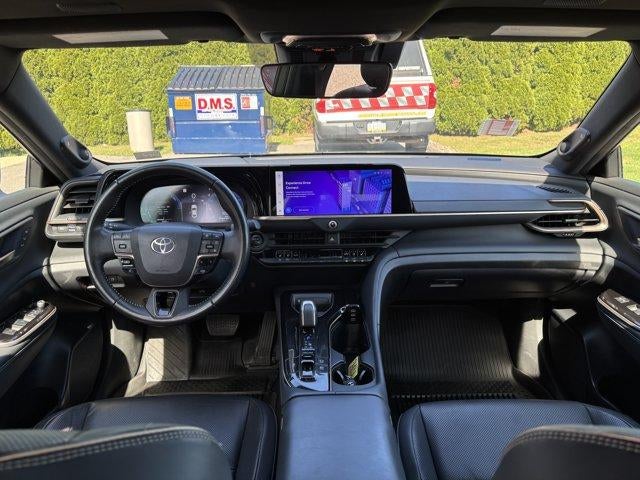 2024 Toyota Crown Limited AWD (Natl)
