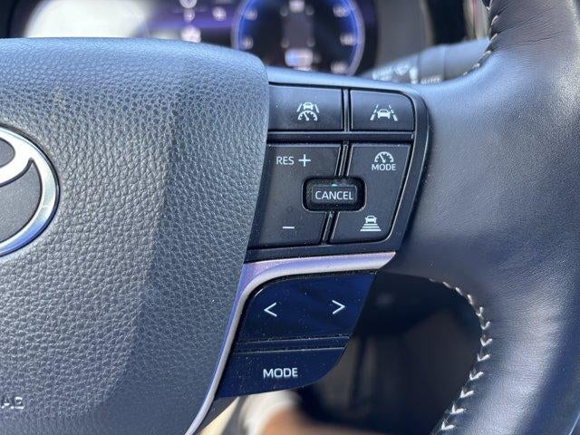 2024 Toyota Crown Limited AWD (Natl)