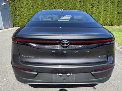 2024 Toyota Crown Limited AWD (Natl)