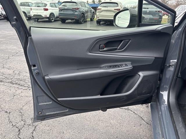 2024 Toyota Prius LE (Natl)