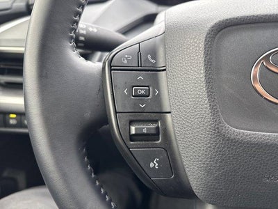 2024 Toyota Prius LE (Natl)