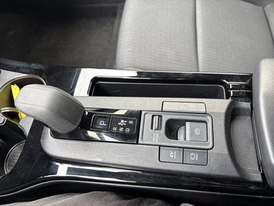 2024 Toyota Prius LE (Natl)