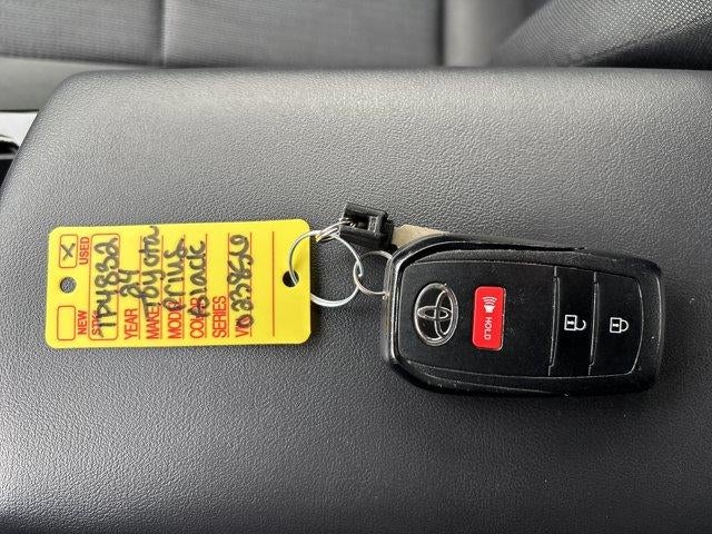 2024 Toyota Prius LE (Natl)