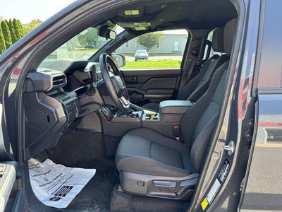2025 Toyota 4Runner SR5 4WD (GS)