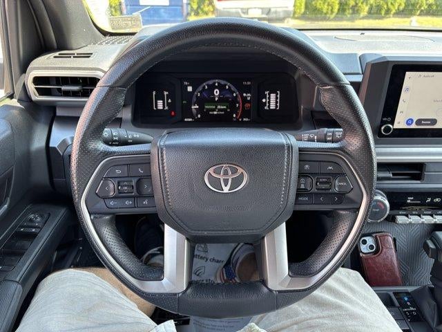 2025 Toyota 4Runner SR5 4WD (GS)