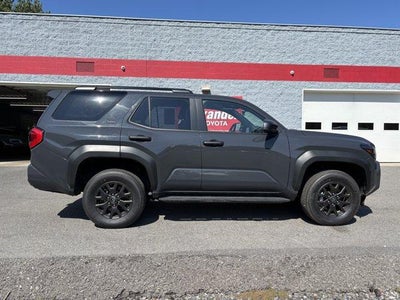 2025 Toyota 4Runner SR5 4WD (GS)