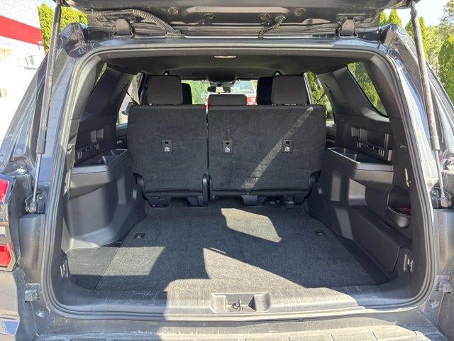 2025 Toyota 4Runner SR5 4WD (GS)